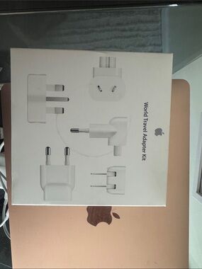 Apple World Travel Adapter Kit - White and Gold Accent